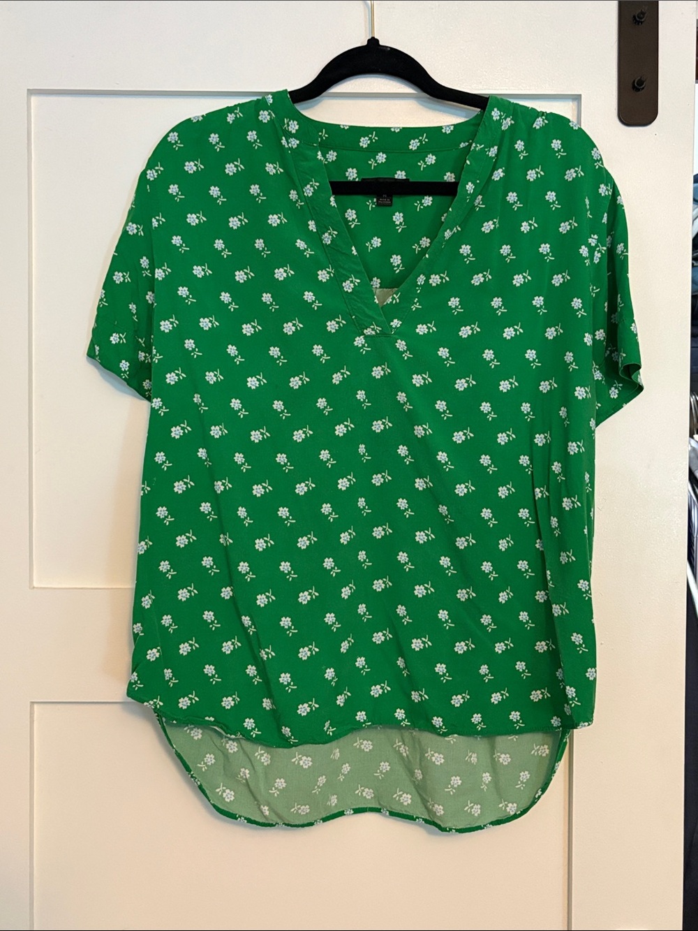 J. Crew Green Floral V-Neck Tunic Top